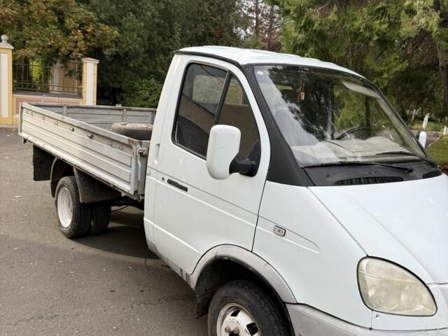 Белый ГАЗ 3302 ГАЗель, объемом двигателя 2.4 л и пробегом 100 тыс. км за 3500 $, фото 1 на Automoto.ua