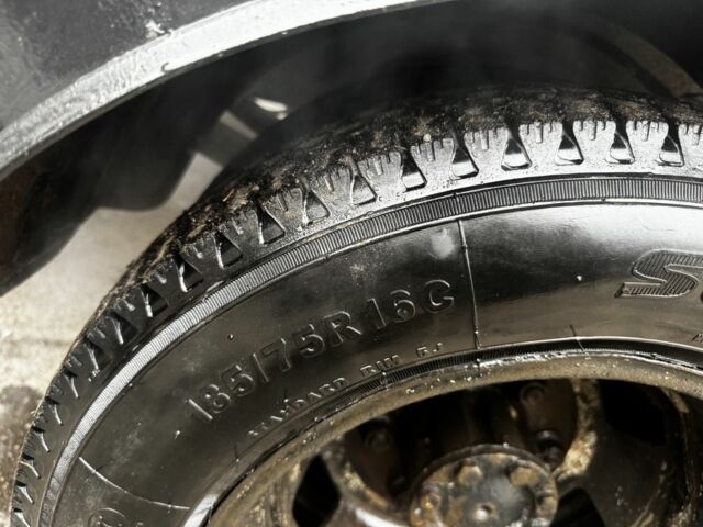 Белый ГАЗ 3302 ГАЗель, объемом двигателя 2.3 л и пробегом 300 тыс. км за 2800 $, фото 4 на Automoto.ua