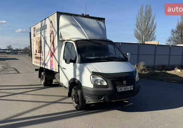 Белый ГАЗ 3302 ГАЗель, объемом двигателя 2.3 л и пробегом 200 тыс. км за 4300 $, фото 1 на Automoto.ua