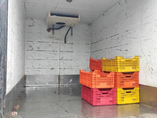 ГАЗ 3302 ГАЗель 2006 у Запоріжжя на Automoto.ua Білий ГАЗ 3302 ГАЗель, об'ємом двигуна 2.3 л та пробігом 160 тис. км за 2300 $, фото 7 на Automoto.ua