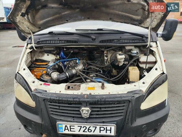 Белый ГАЗ 3302 ГАЗель, объемом двигателя 2.89 л и пробегом 230 тыс. км за 5200 $, фото 5 на Automoto.ua