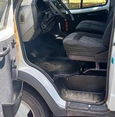 Білий ГАЗ 3302 ГАЗель, об'ємом двигуна 0 л та пробігом 180 тис. км за 4700 $, фото 4 на Automoto.ua