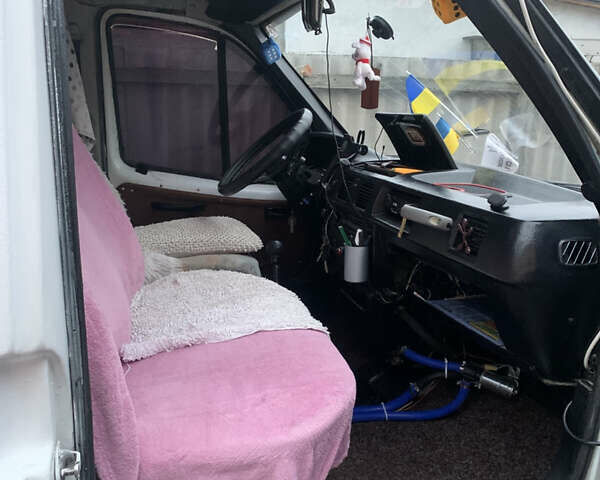 Белый ГАЗ 3302 ГАЗель, объемом двигателя 2.9 л и пробегом 77 тыс. км за 1800 $, фото 6 на Automoto.ua