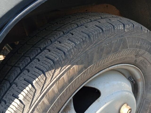 Белый ГАЗ 3302 ГАЗель, объемом двигателя 2.3 л и пробегом 200 тыс. км за 1500 $, фото 4 на Automoto.ua