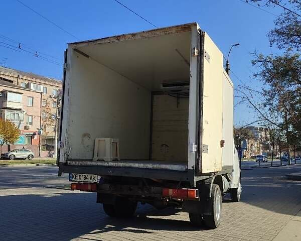 ГАЗ 3302 ГАЗель 2004 у Дніпро (Дніпропетровську) на Automoto.ua Білий ГАЗ 3302 ГАЗель, об'ємом двигуна 2.89 л та пробігом 460 тис. км за 2000 $, фото 6 на Automoto.ua