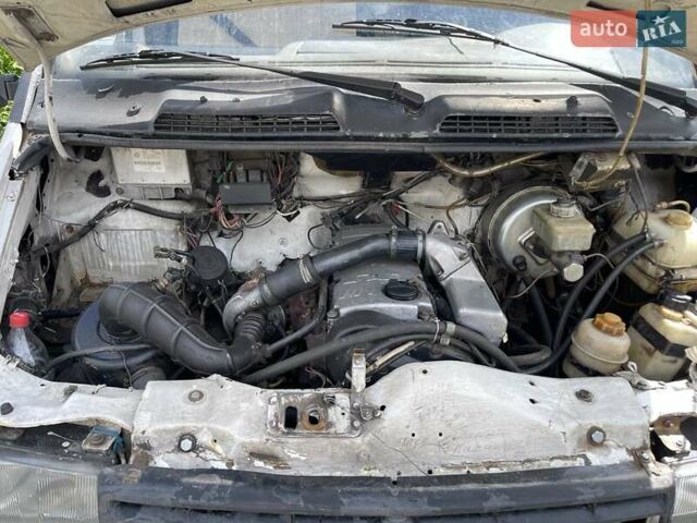 Білий ГАЗ 3302 ГАЗель, об'ємом двигуна 2.13 л та пробігом 936 тис. км за 2750 $, фото 9 на Automoto.ua