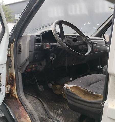 Білий ГАЗ 3302 ГАЗель, об'ємом двигуна 2.46 л та пробігом 450 тис. км за 2500 $, фото 4 на Automoto.ua