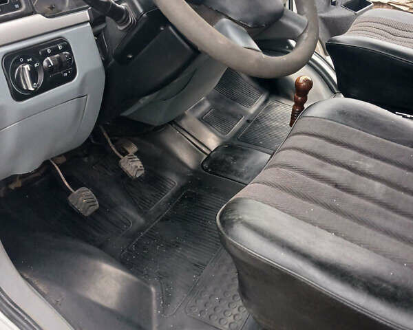 Белый ГАЗ 3302 ГАЗель, объемом двигателя 2.89 л и пробегом 100 тыс. км за 4700 $, фото 8 на Automoto.ua