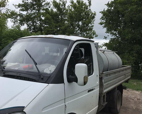 Белый ГАЗ 3302 ГАЗель, объемом двигателя 2.5 л и пробегом 381 тыс. км за 2319 $, фото 2 на Automoto.ua