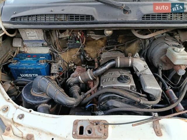 Білий ГАЗ 3302 ГАЗель, об'ємом двигуна 2.16 л та пробігом 390 тис. км за 3000 $, фото 6 на Automoto.ua