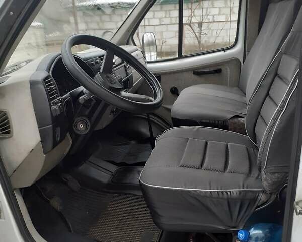 Белый ГАЗ 3302 ГАЗель, объемом двигателя 2.89 л и пробегом 60 тыс. км за 3500 $, фото 7 на Automoto.ua