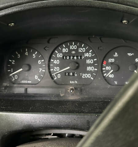 Белый ГАЗ 3302 ГАЗель, объемом двигателя 2.3 л и пробегом 327 тыс. км за 2000 $, фото 5 на Automoto.ua