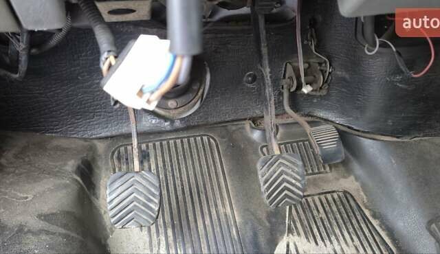 Білий ГАЗ 3302 ГАЗель, об'ємом двигуна 2.29 л та пробігом 849 тис. км за 2700 $, фото 8 на Automoto.ua