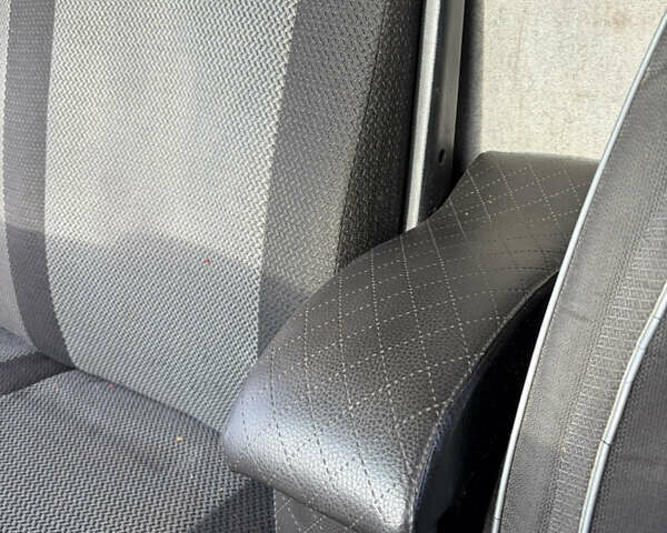 Белый ГАЗ 3302 ГАЗель, объемом двигателя 2.3 л и пробегом 200 тыс. км за 2999 $, фото 31 на Automoto.ua