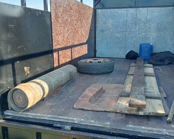 ГАЗ 3302 ГАЗель 2007 у Никополе на Automoto.ua Білий ГАЗ 3302 ГАЗель, об'ємом двигуна 2.46 л та пробігом 200 тис. км за 4200 $, фото 51 на Automoto.ua