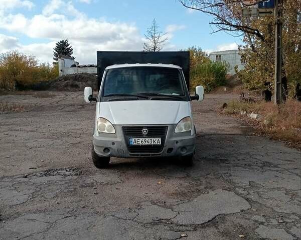 ГАЗ 3302 ГАЗель 2007 у Никополе на Automoto.ua Білий ГАЗ 3302 ГАЗель, об'ємом двигуна 2.46 л та пробігом 200 тис. км за 4200 $, фото 13 на Automoto.ua