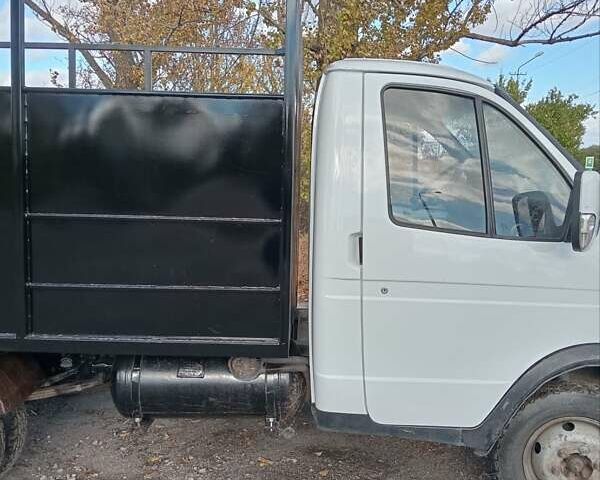 ГАЗ 3302 ГАЗель 2007 у Никополе на Automoto.ua Білий ГАЗ 3302 ГАЗель, об'ємом двигуна 2.46 л та пробігом 200 тис. км за 4200 $, фото 16 на Automoto.ua