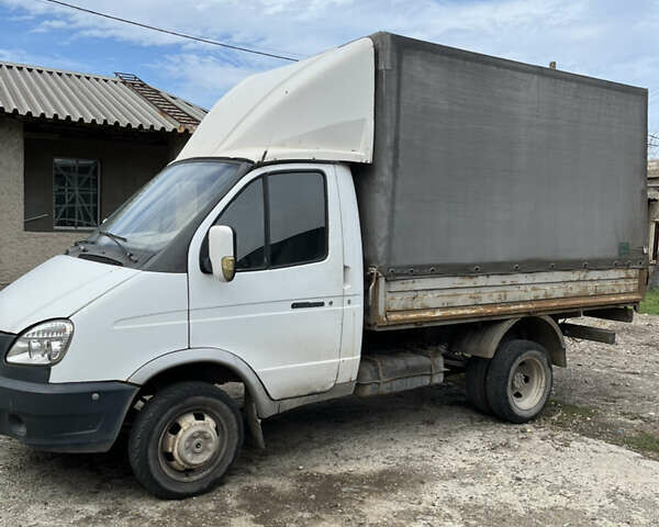 Белый ГАЗ 3302 ГАЗель, объемом двигателя 2.46 л и пробегом 402 тыс. км за 2200 $, фото 3 на Automoto.ua