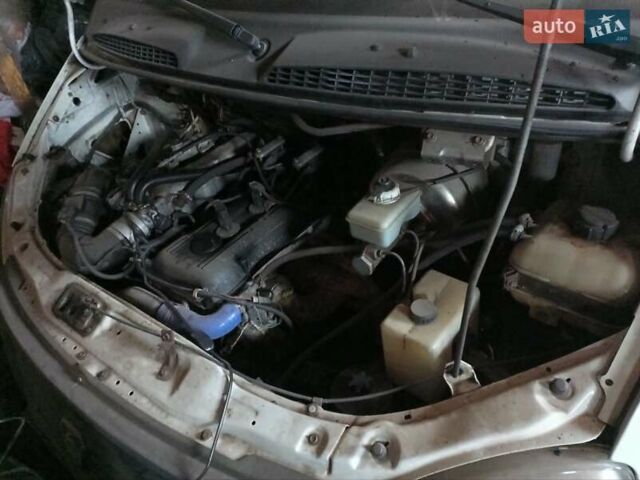 Белый ГАЗ 3302 ГАЗель, объемом двигателя 2.46 л и пробегом 50 тыс. км за 2500 $, фото 11 на Automoto.ua