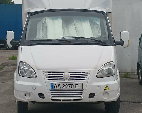 Белый ГАЗ 3302 ГАЗель, объемом двигателя 2.46 л и пробегом 240 тыс. км за 3500 $, фото 1 на Automoto.ua
