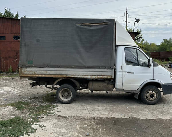 Белый ГАЗ 3302 ГАЗель, объемом двигателя 2.46 л и пробегом 402 тыс. км за 2200 $, фото 9 на Automoto.ua