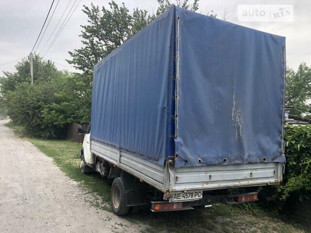 Белый ГАЗ 3302 ГАЗель, объемом двигателя 2.46 л и пробегом 350 тыс. км за 2800 $, фото 1 на Automoto.ua