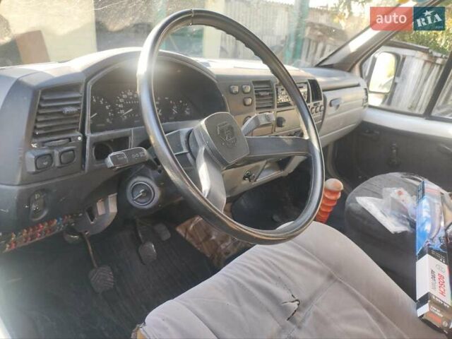 Белый ГАЗ 3302 ГАЗель, объемом двигателя 2.46 л и пробегом 111 тыс. км за 1350 $, фото 2 на Automoto.ua