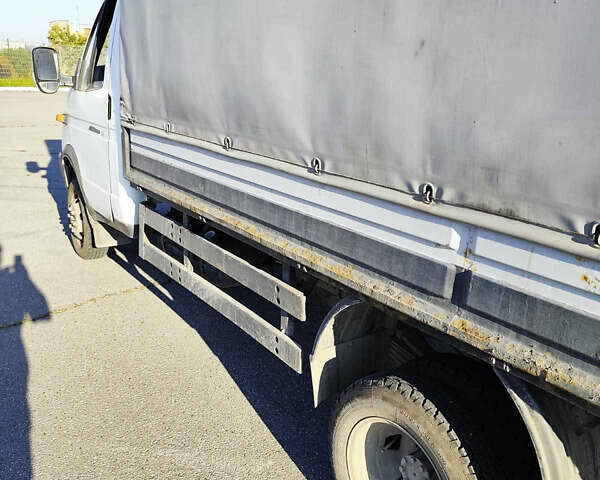 Белый ГАЗ 3302 ГАЗель, объемом двигателя 2.46 л и пробегом 80 тыс. км за 3300 $, фото 4 на Automoto.ua