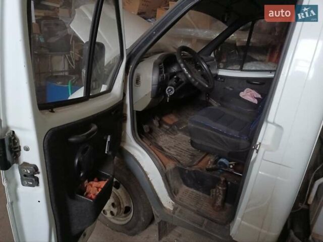 Белый ГАЗ 3302 ГАЗель, объемом двигателя 2.46 л и пробегом 50 тыс. км за 2500 $, фото 9 на Automoto.ua