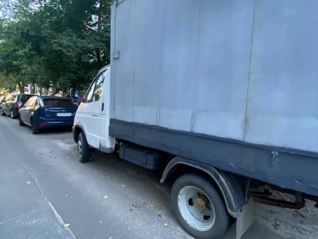 Білий ГАЗ 3302 ГАЗель, об'ємом двигуна 2.5 л та пробігом 415 тис. км за 2000 $, фото 4 на Automoto.ua
