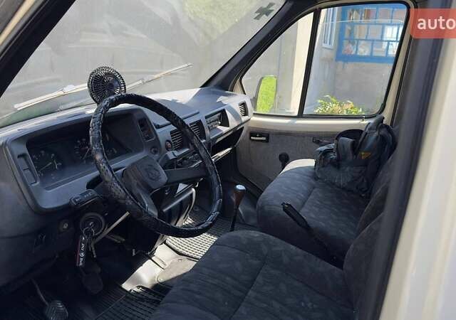 Бежевий ГАЗ 3302 ГАЗель, об'ємом двигуна 2.45 л та пробігом 87 тис. км за 2250 $, фото 1 на Automoto.ua