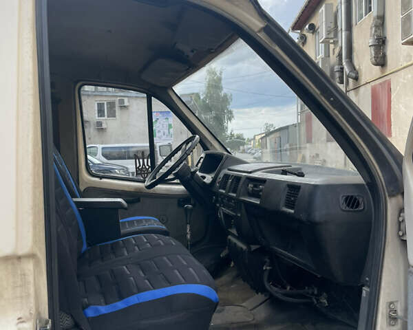 Бежевий ГАЗ 3302 ГАЗель, об'ємом двигуна 2.89 л та пробігом 100 тис. км за 2100 $, фото 4 на Automoto.ua