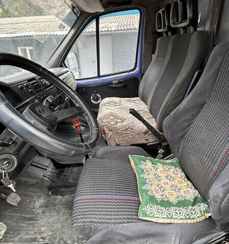 ГАЗ 3302 ГАЗель 2006 у Кривому Розі на Automoto.ua Фіолетовий ГАЗ 3302 ГАЗель, об'ємом двигуна 2.46 л та пробігом 612 тис. км за 2200 $, фото 9 на Automoto.ua