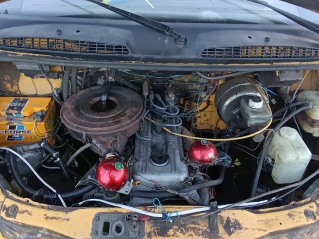 Желтый ГАЗ 3302 ГАЗель, объемом двигателя 2.4 л и пробегом 250 тыс. км за 1150 $, фото 7 на Automoto.ua