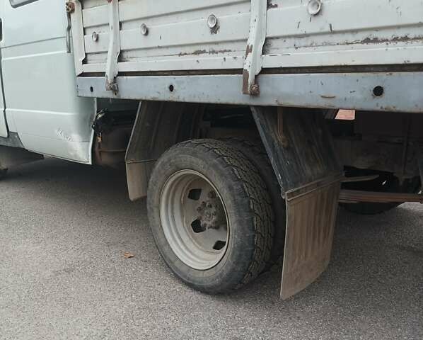 Сірий ГАЗ 3302 ГАЗель, об'ємом двигуна 2.4 л та пробігом 45 тис. км за 2600 $, фото 2 на Automoto.ua