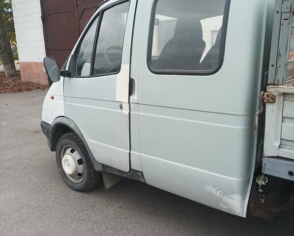 Сірий ГАЗ 3302 ГАЗель, об'ємом двигуна 2.4 л та пробігом 45 тис. км за 2600 $, фото 1 на Automoto.ua