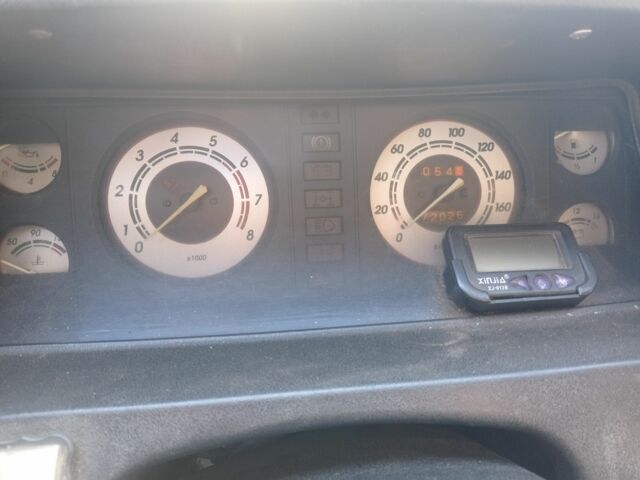 Серый ГАЗ 3302 ГАЗель, объемом двигателя 2 л и пробегом 720 тыс. км за 1100 $, фото 6 на Automoto.ua