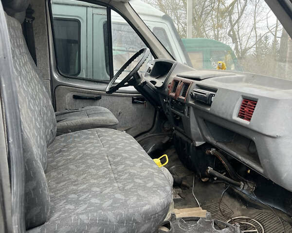 Сірий ГАЗ 3302 ГАЗель, об'ємом двигуна 2.87 л та пробігом 140 тис. км за 2200 $, фото 2 на Automoto.ua