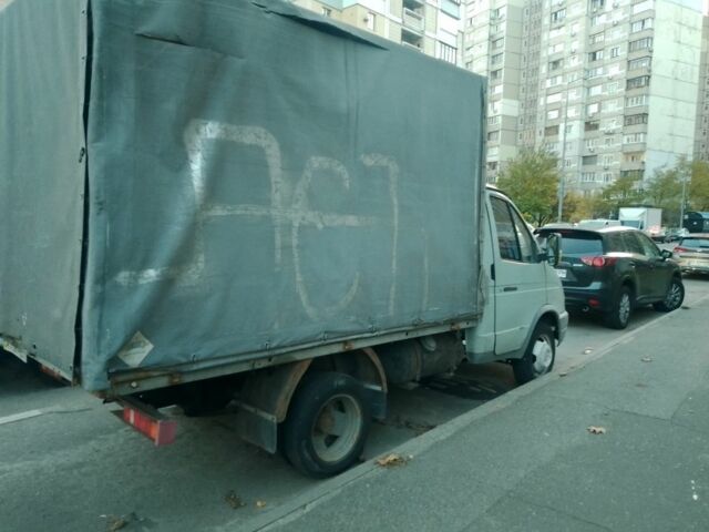 Серый ГАЗ 3302 ГАЗель, объемом двигателя 0 л и пробегом 200 тыс. км за 2500 $, фото 6 на Automoto.ua