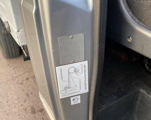 Сірий ГАЗ 3302 ГАЗель, об'ємом двигуна 0 л та пробігом 300 тис. км за 3100 $, фото 18 на Automoto.ua