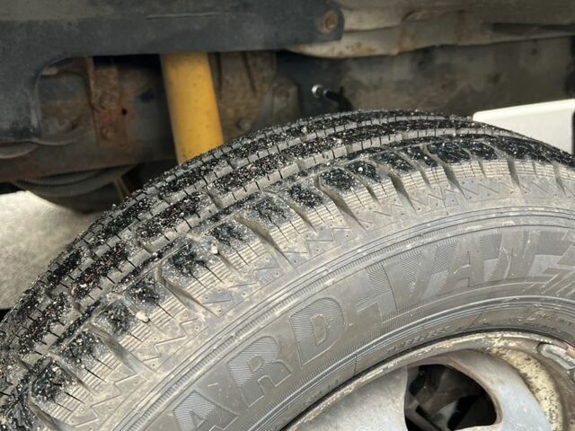 Серый ГАЗ 3302 ГАЗель, объемом двигателя 2.8 л и пробегом 240 тыс. км за 7500 $, фото 3 на Automoto.ua