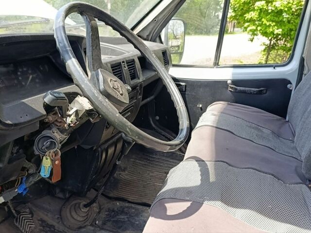 Сірий ГАЗ 3302 ГАЗель, об'ємом двигуна 2.5 л та пробігом 160 тис. км за 2600 $, фото 2 на Automoto.ua