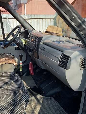 Синий ГАЗ 3302 ГАЗель, объемом двигателя 2.5 л и пробегом 147 тыс. км за 4700 $, фото 1 на Automoto.ua