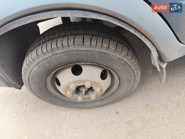 Синій ГАЗ 3302 ГАЗель, об'ємом двигуна 2.3 л та пробігом 300 тис. км за 5300 $, фото 4 на Automoto.ua