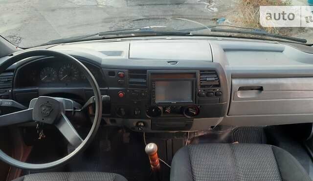 ГАЗ 3302 ГАЗель 2006 в Киеве на Automoto.ua Синий ГАЗ 3302 ГАЗель, объемом двигателя 2.29 л и пробегом 414 тыс. км за 2600 $, фото 10 на Automoto.ua