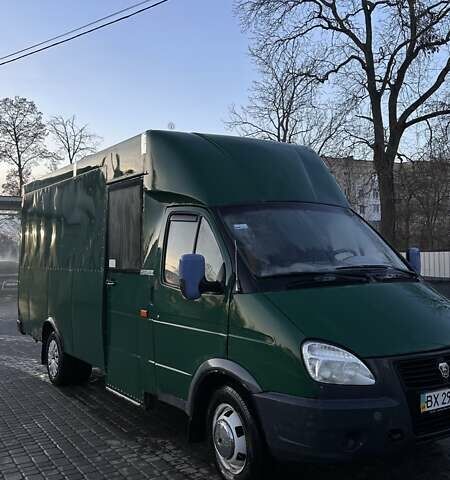 Зеленый ГАЗ 3302 ГАЗель, объемом двигателя 2.9 л и пробегом 400 тыс. км за 2600 $, фото 2 на Automoto.ua