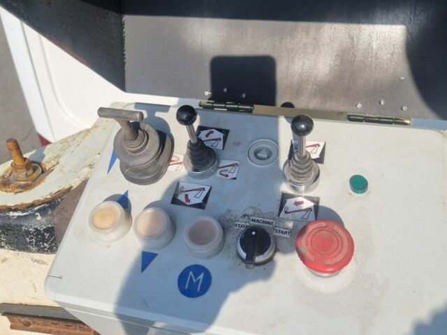 ГАЗ 3302 2007 в Ирпене на Automoto.ua Белый ГАЗ 3302, объемом двигателя 2.1 л и пробегом 0 тыс. км за 18500 $, фото 5 на Automoto.ua