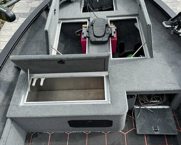 Красный ГАЗ 3302, объемом двигателя 1 л и пробегом 1 тыс. км за 21500 $, фото 6 на Automoto.ua