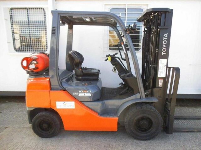 ГАЗ 3302, объемом двигателя 2.3 л и пробегом 0 тыс. км за 12733 $, фото 1 на Automoto.ua