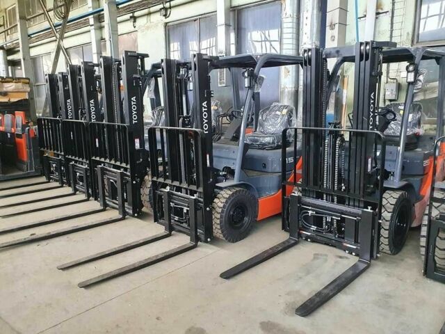 ГАЗ 3302, объемом двигателя 2.3 л и пробегом 0 тыс. км за 13193 $, фото 2 на Automoto.ua